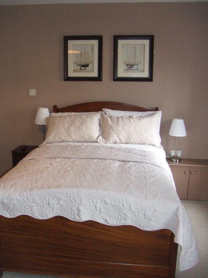 The Dundrum Inn Ньюкасл Экстерьер фото